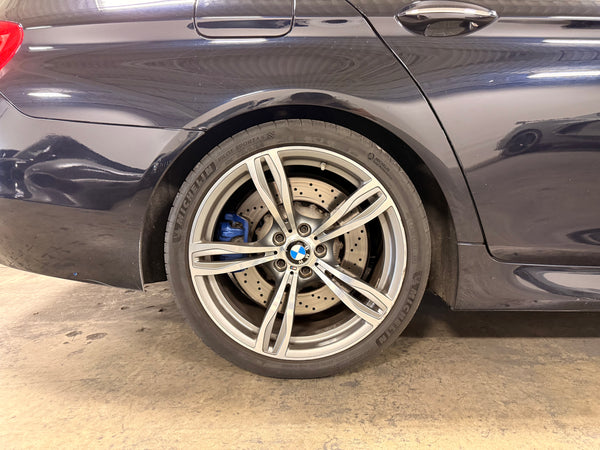2013 BMW M5 4D Sedan