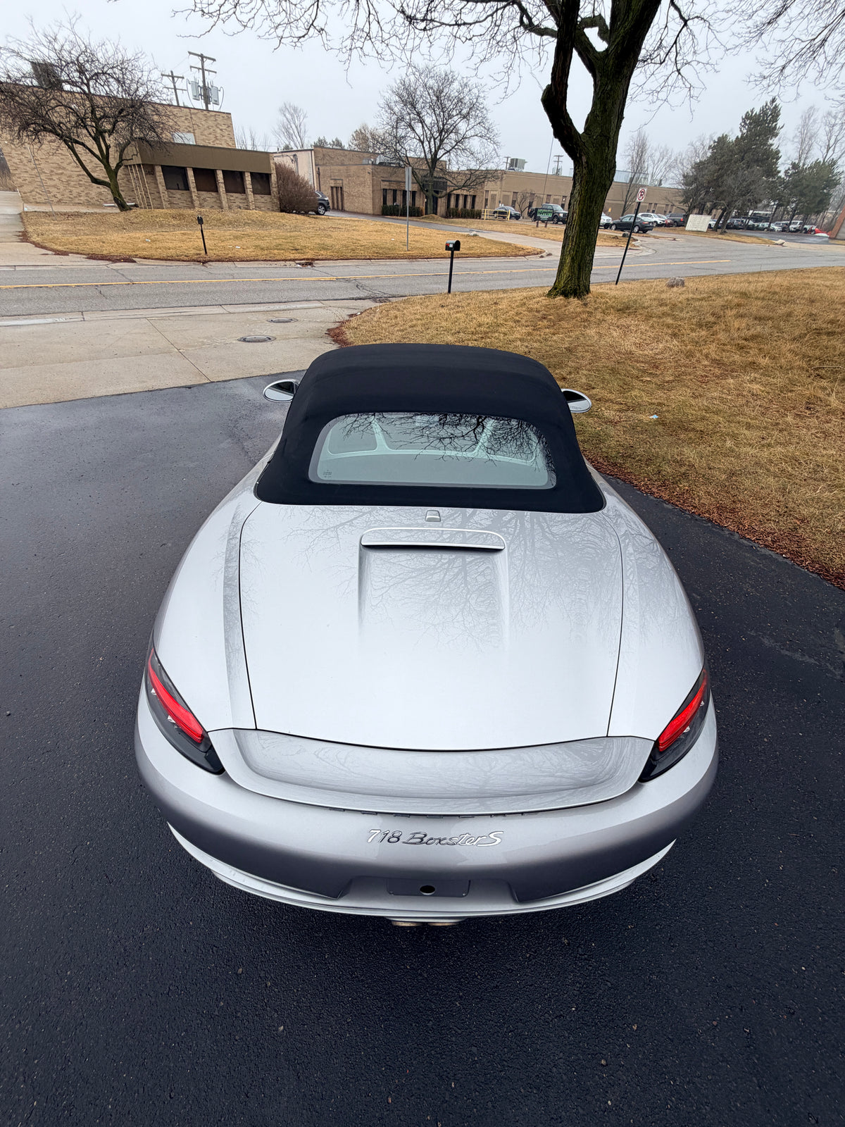 2019 Porsche 718 Boxster S Roadster 2D
