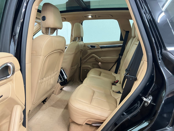 2016 Porsche Cayenne Base 4D SUV