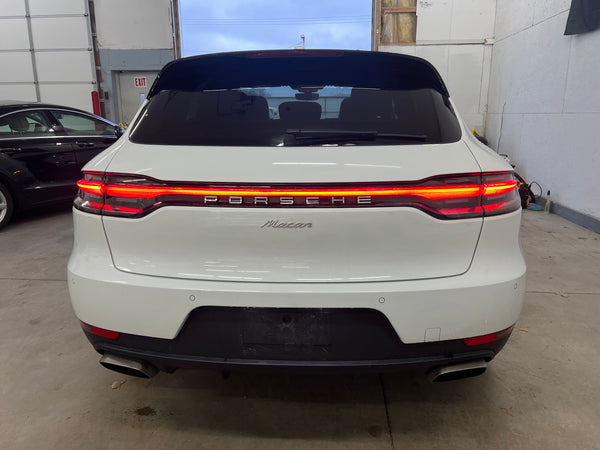 2020 Porsche Macan 4D SUV