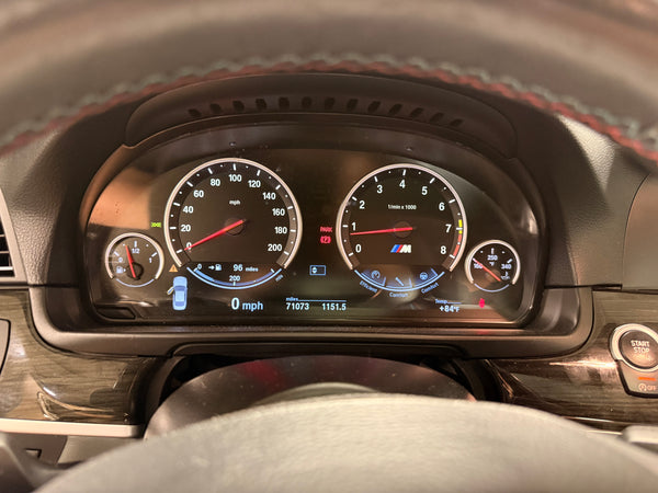 2013 BMW M5 4D Sedan