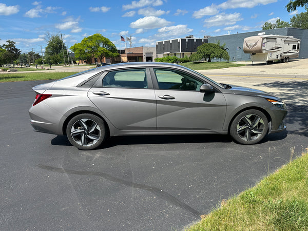2023 Hyundai Elantra SEL 4D Sedan