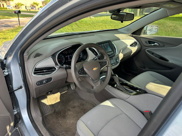 2017 Chevrolet Malibu LT 4D Sedan