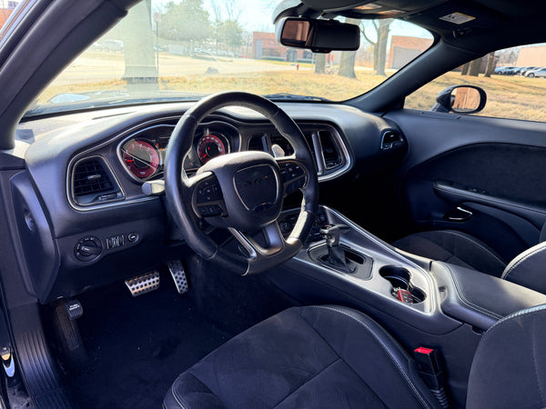 2016 Dodge Challenger SRT Hellcat Coupe 2D