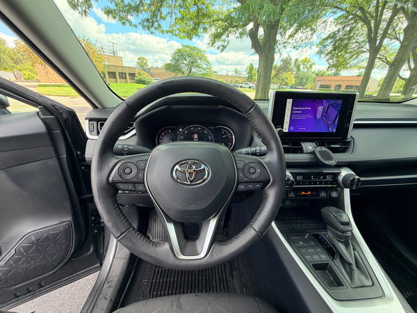 2025 Toyota RAV4 XLE 4D SUV