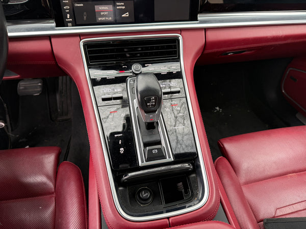 2018 Porsche Panamera 4 4D Hatchback