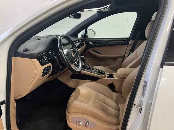 2020 Porsche Macan 4D SUV