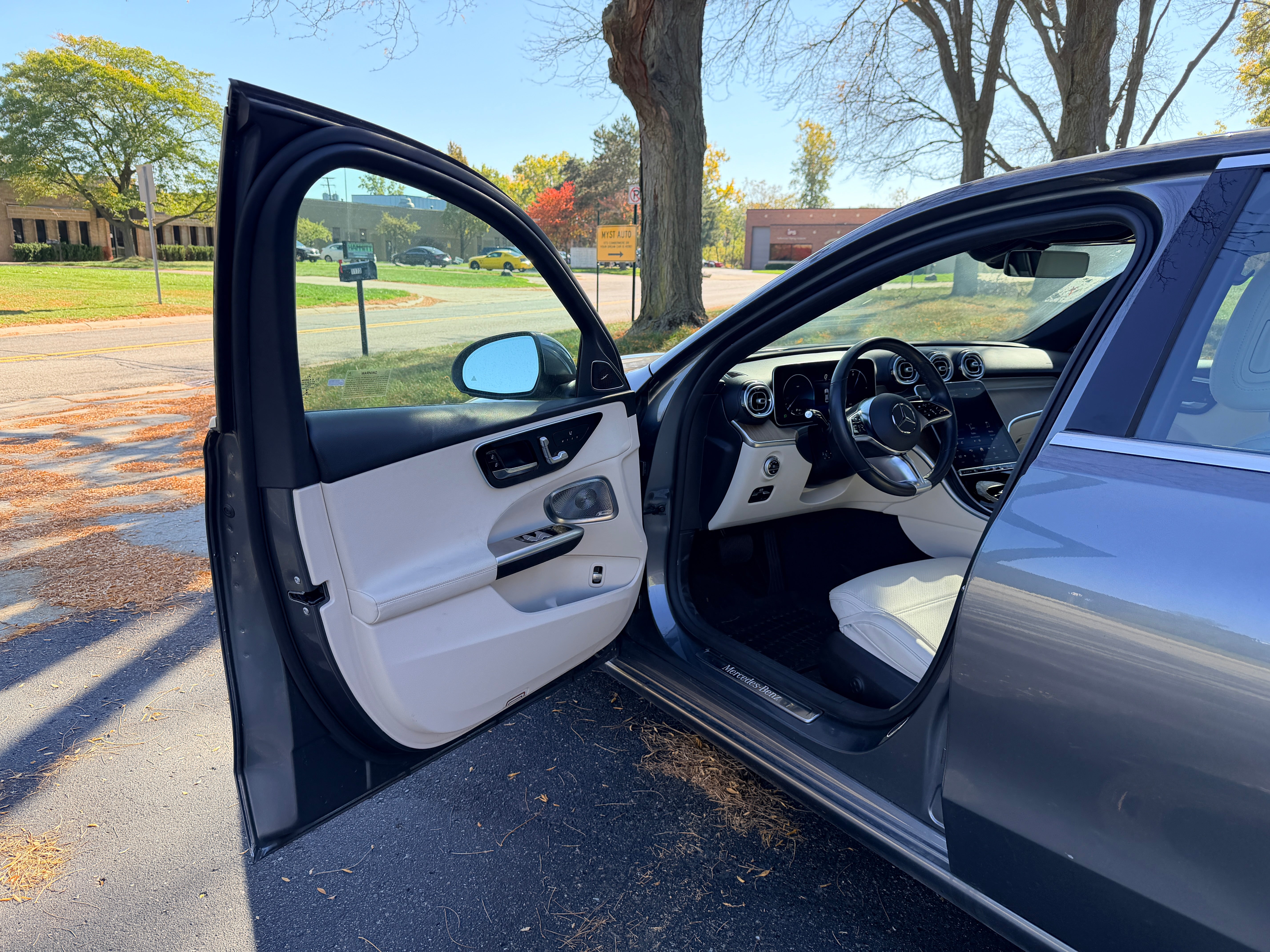 2022 Mercedes-Benz C300 4MATIC 4D Sedan