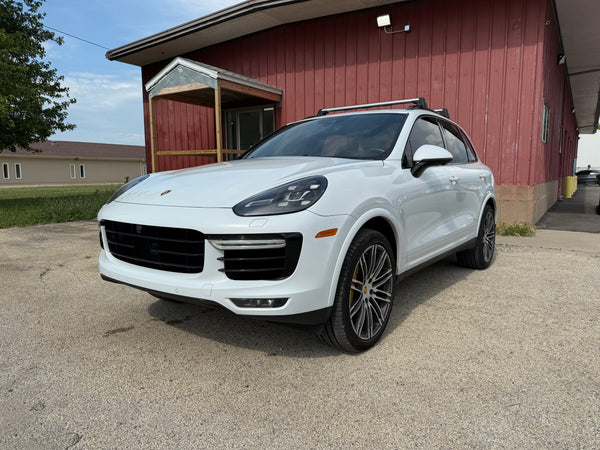 2016 Porsche Cayenne Turbo S 4D SUV