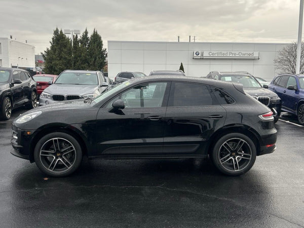 2021 Porsche Macan 4D SUV