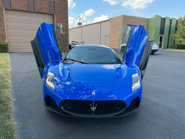2022 Maserati MC20 2D Coupe