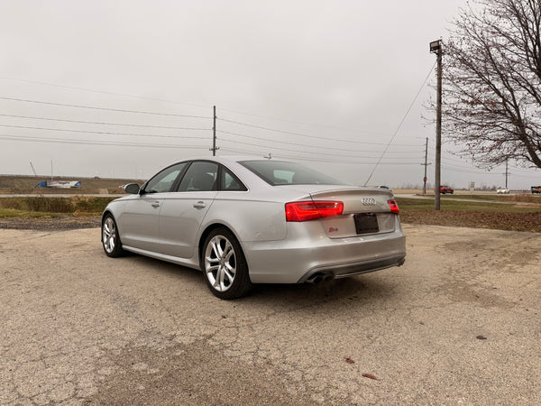 2014 Audi S6 4.0T Quattro 2D Coupe