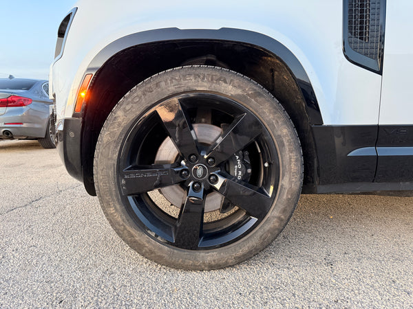 2023 Land Rover Defender 90 V8 2D SUV