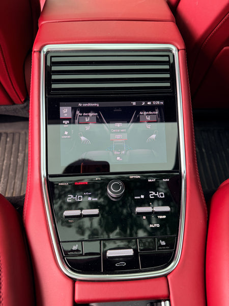 2022 Porsche Panamera GTS 4D Hatchback