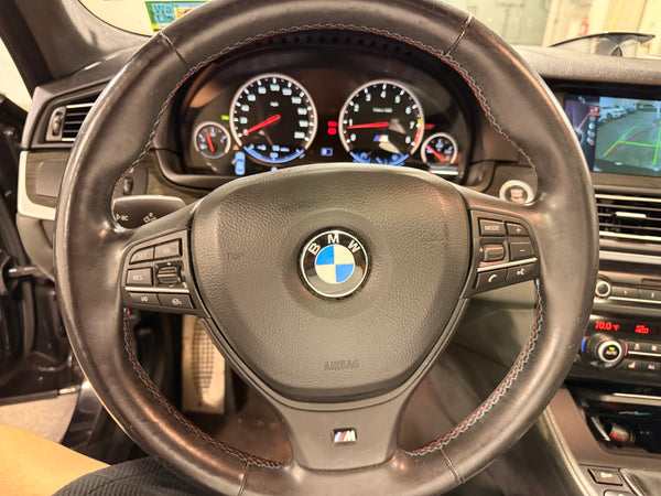 2013 BMW M5 4D Sedan