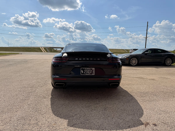 2018 Porsche Panamera 4 4D