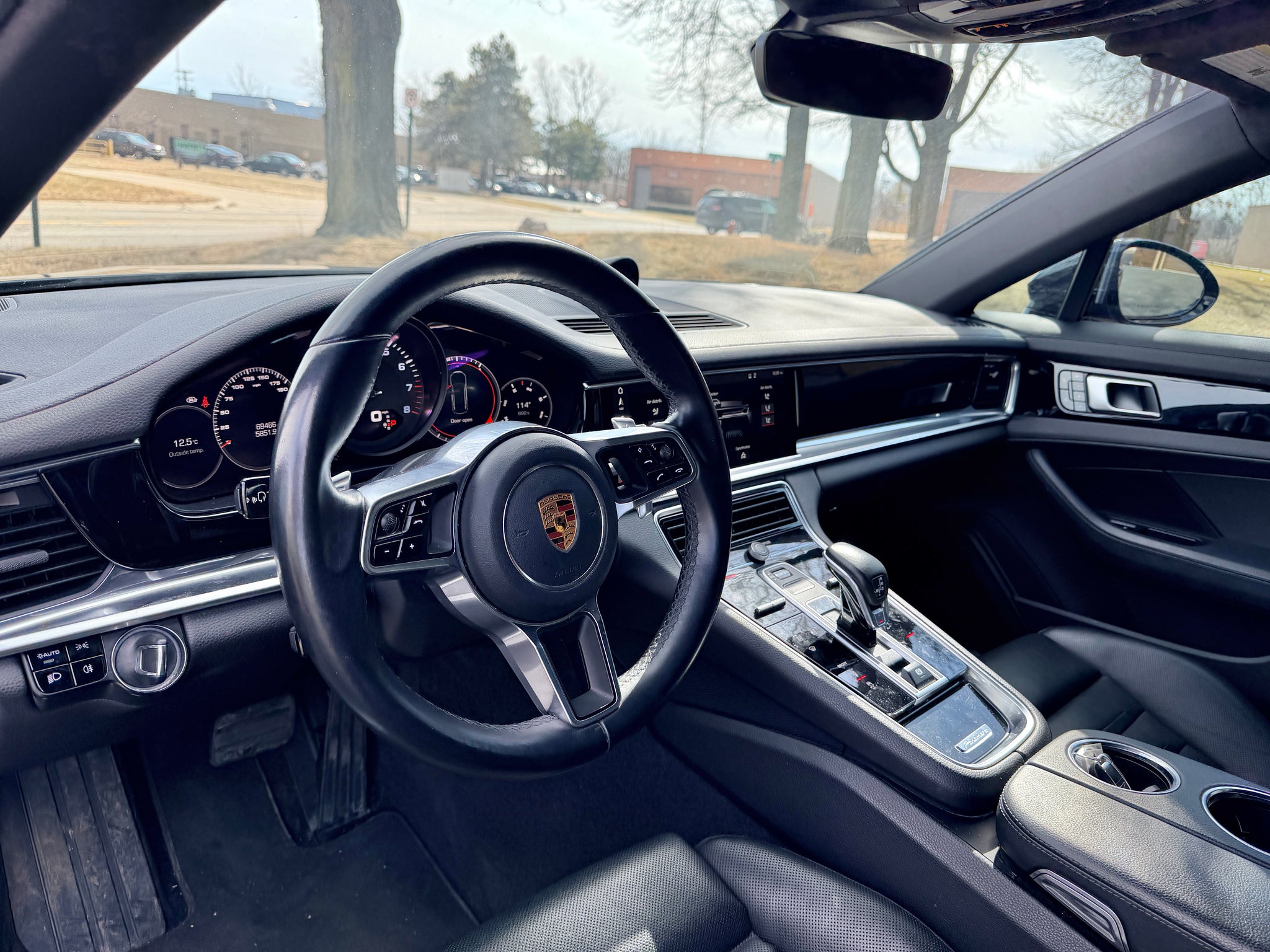 2018 Porsche Panamera 4D Hatchback