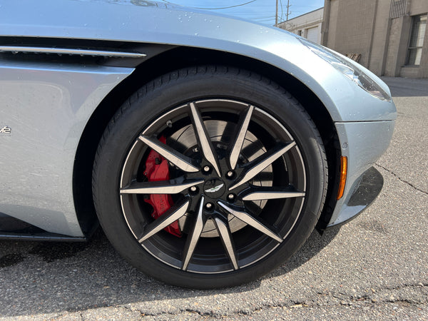 2018 Aston Martin DB11 V12 2D Coupe