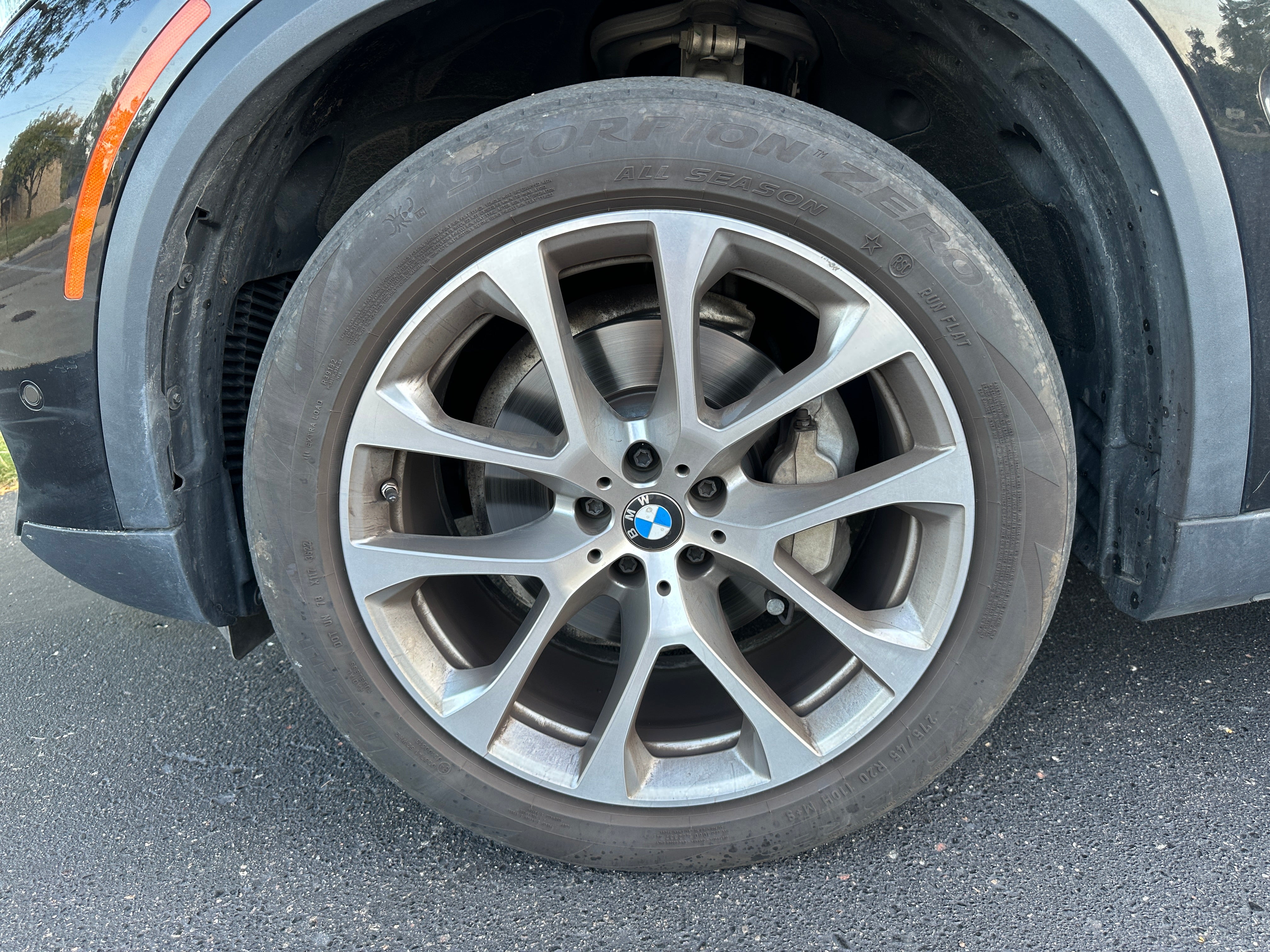 2020 BMW X5 40i xDrive 4D SUV