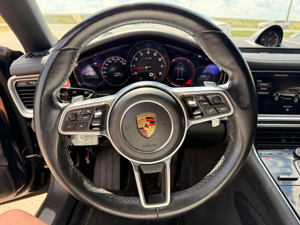 2018 Porsche Panamera 4 4D