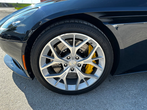 2019 Aston Martin DB11 Volante V8 2D Coupe