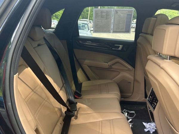 2021 Porsche Cayenne 4D SUV
