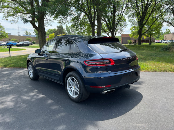2018 Porsche Macan 4D SUV