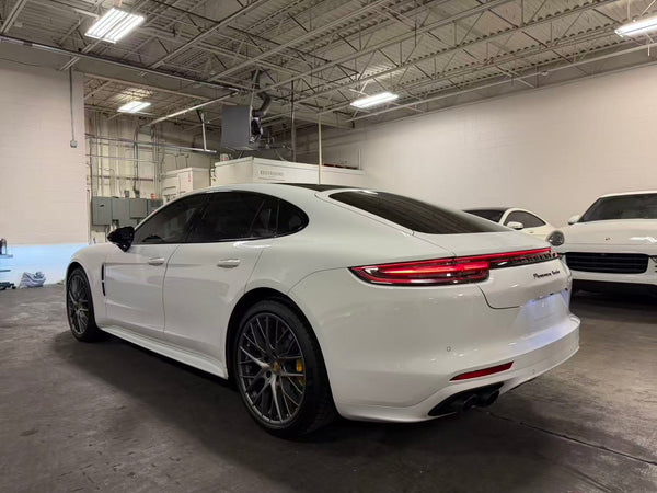 2018 Porsche Panamera Turbo 4D