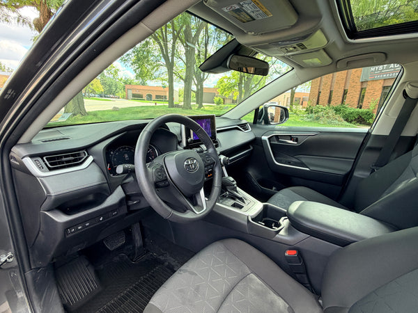 2025 Toyota RAV4 XLE 4D SUV