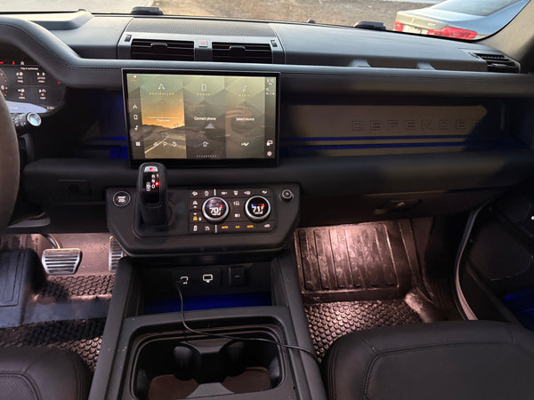 2023 Land Rover Defender 90 V8 2D SUV