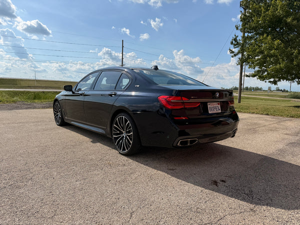 20180BMW M760 xDrive 4D Sedan