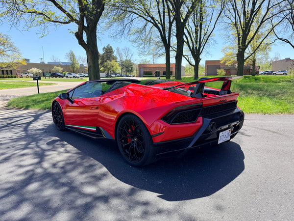 2018 Lamborghini Huracan Performante Spyder 2D Convertible