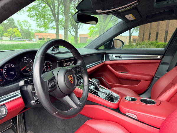 2022 Porsche Panamera GTS 4D Hatchback