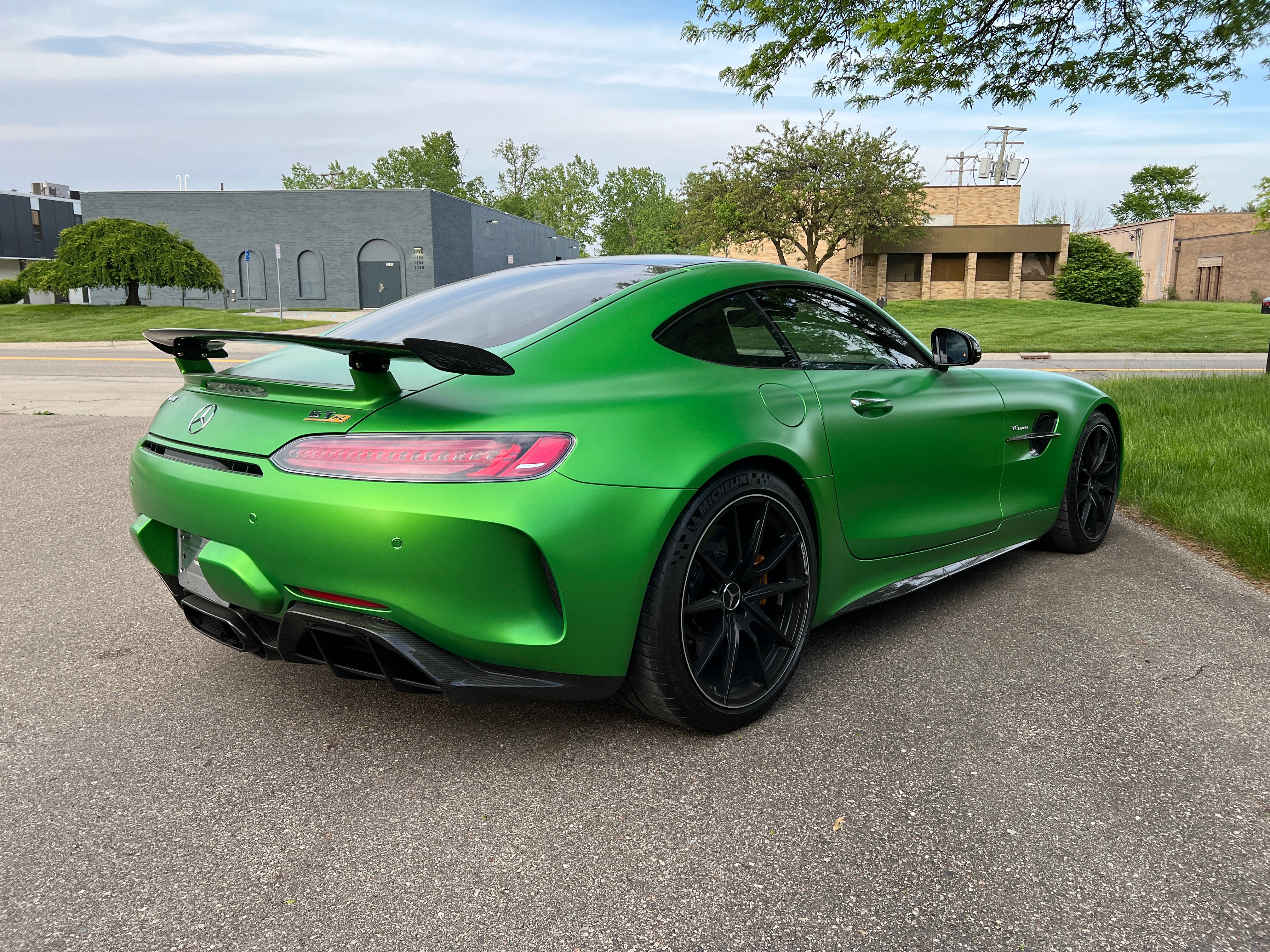 2018 Mercedes-Benz AMG GT R 2D Coupe