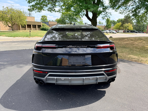 2019 Lamborghini Urus 4D SUV