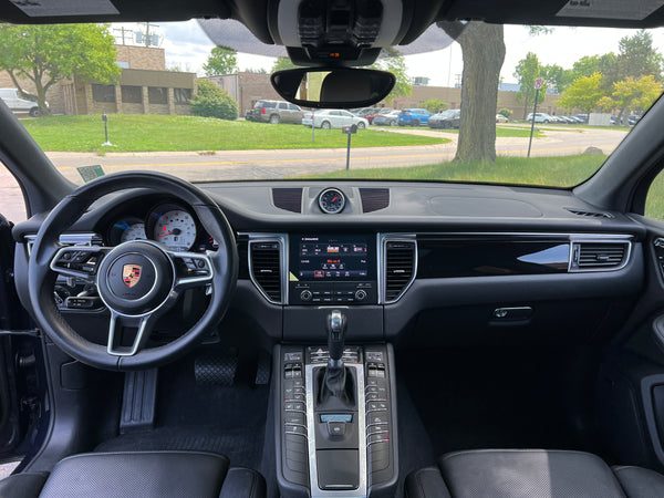 2018 Porsche Macan 4D SUV