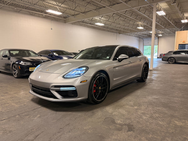 2018 Porsche Panamera Turbo Sport Turismo 4D