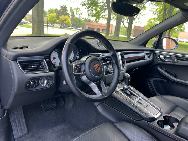 2018 Porsche Macan 4D SUV