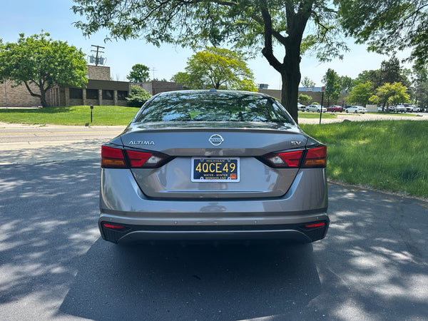 2022 Nissan Altima SV 4D Sedan