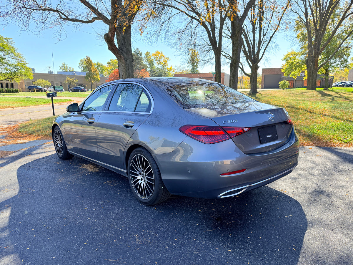 2022 Mercedes-Benz C300 4MATIC 4D Sedan