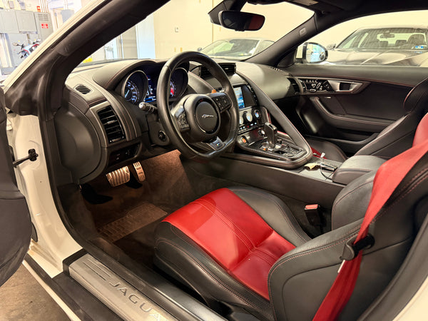 2015 Jaguar F-Type R 2D Coupe