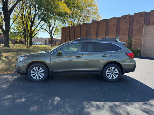 2019 Subaru Outback 2.5i Premium 4D Wagon