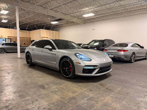 2018 Porsche Panamera Turbo Sport Turismo 4D