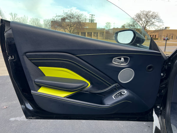 2019 Aston Martin Vantage 2D Coupe