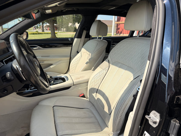 20180BMW M760 xDrive 4D Sedan