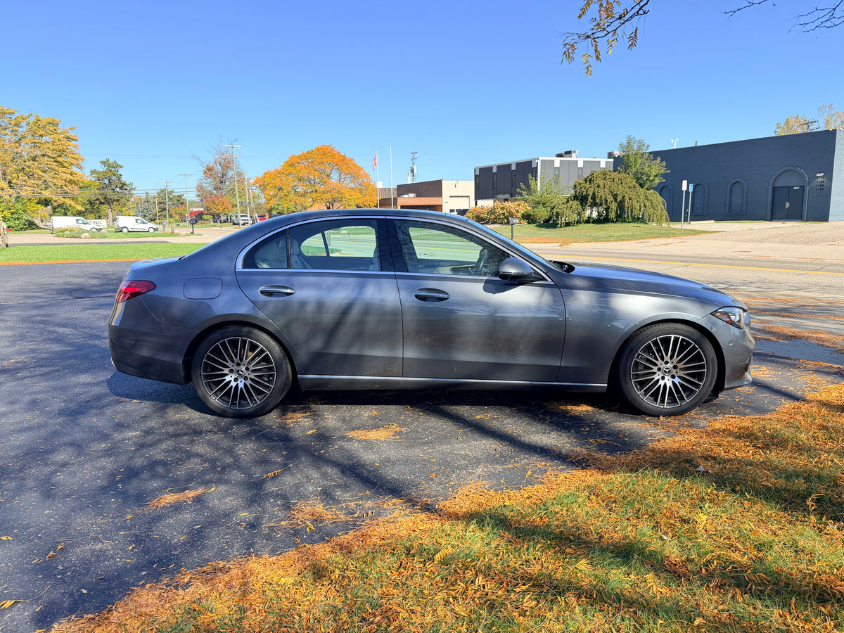 2022 Mercedes-Benz C300 4MATIC 4D Sedan