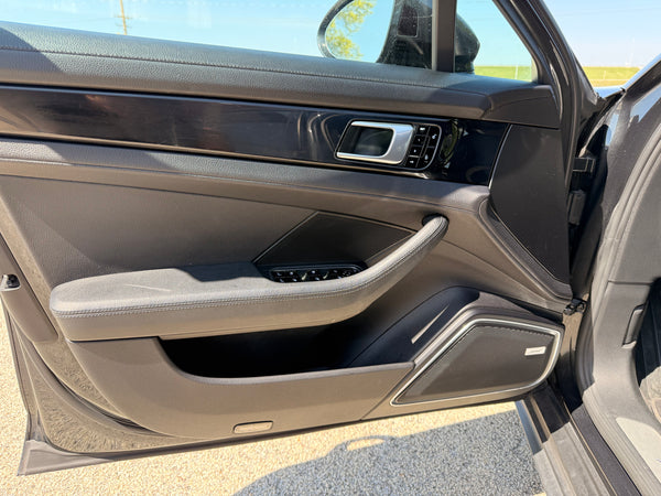 2018 Porsche Panamera 4 4D