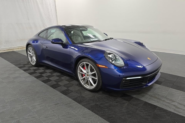 2020 Porsche 911 Carrera 4S 2D Coupe