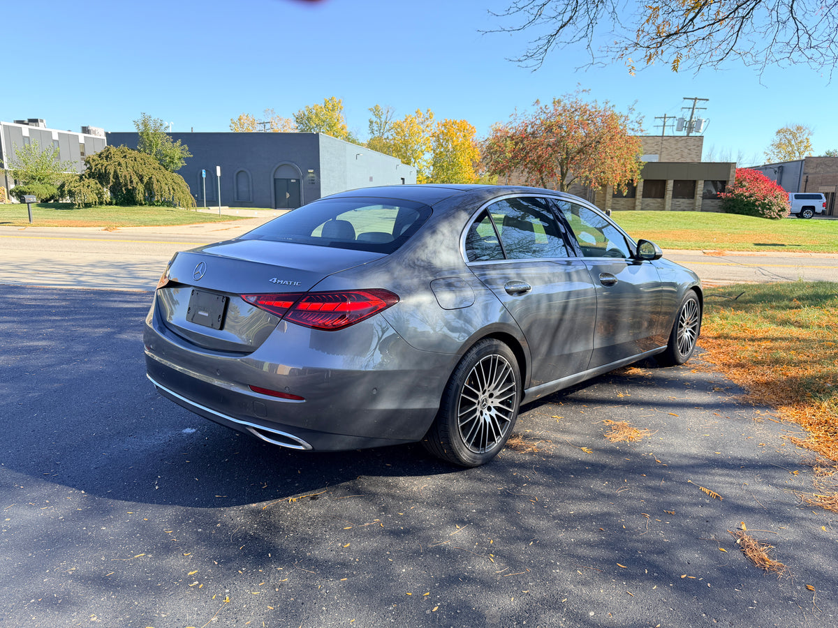 2022 Mercedes-Benz C300 4MATIC 4D Sedan