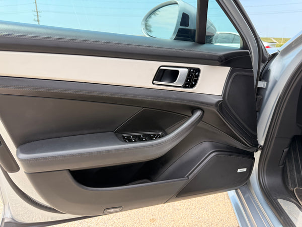 2018 Porsche Panamera Turbo 4D